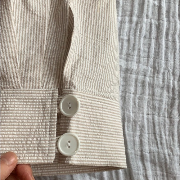 NWOT | Karlie | Seersucker Bermuda shorts | Medium - Picture 3 of 5